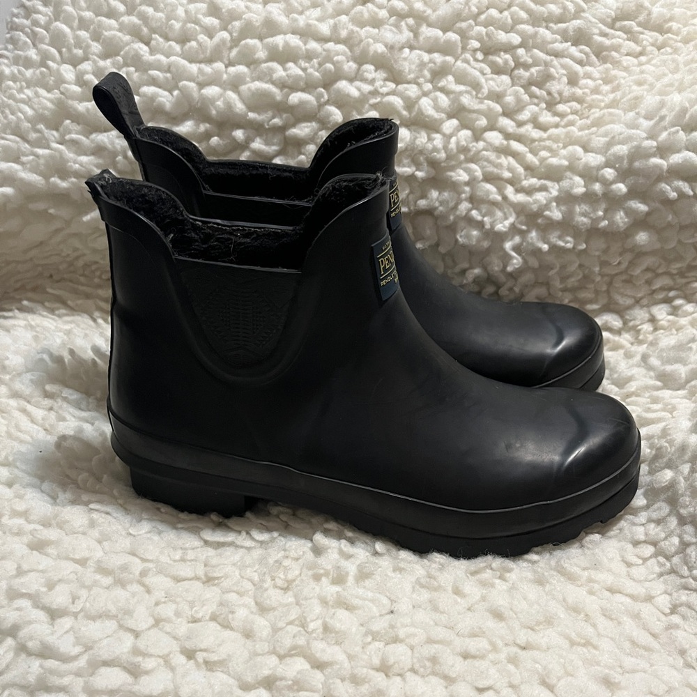 Pendleton Faux Fur Lined Chelsea Rain Boots, size 9